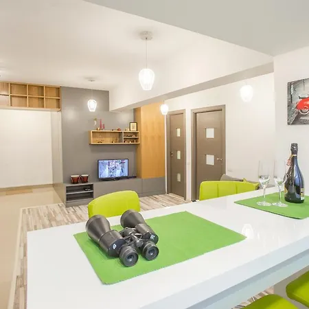 Panoramic By Citylife Suites